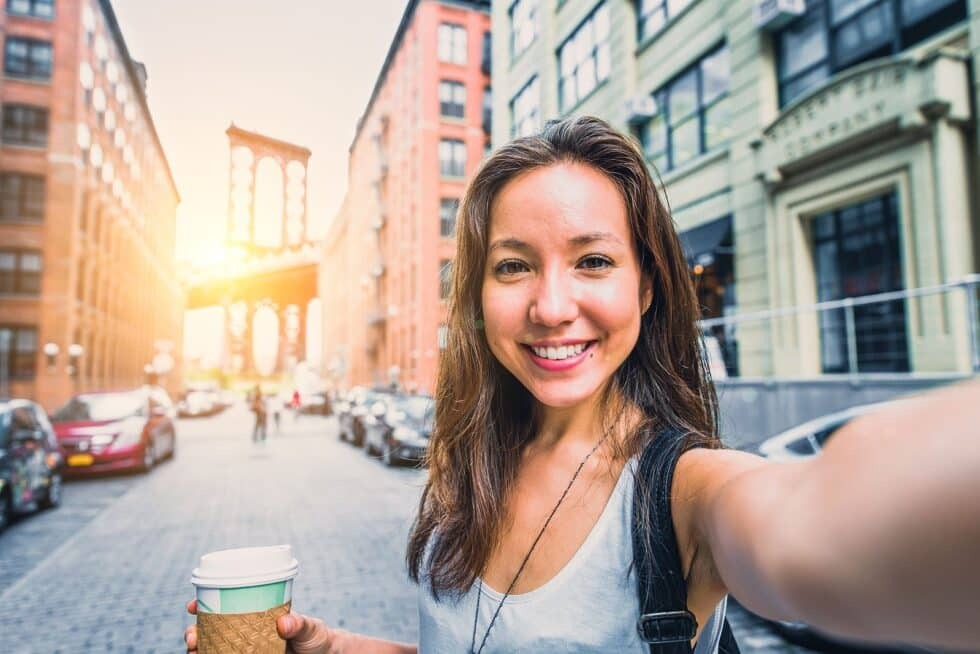 Vacation Travel Innovation Reviews highlights walking and neighborhood exploration as practical ways to experience New York City.